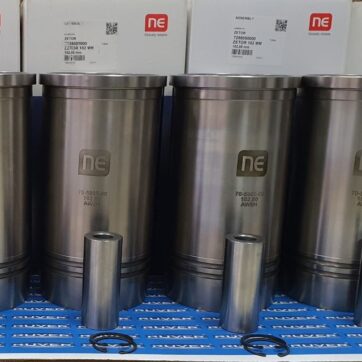 Set motor Zetor 102 mm.,4cyl.,NE Germany.web