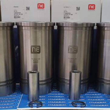 Set motor Zetor 102 mm.NE Germany.2.web